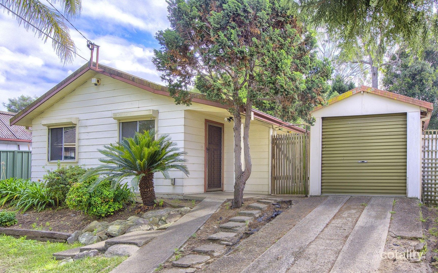33 Hart Dr, Constitution Hill, NSW 2145