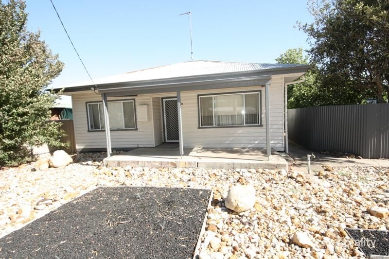 8 Remlaw Rd, Horsham, VIC 3400