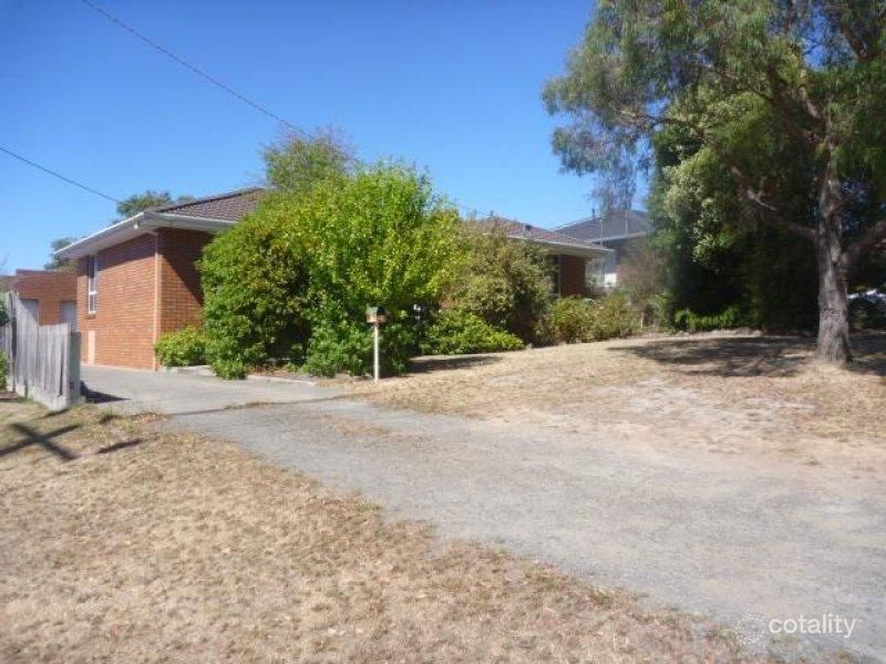 120 Duggan St, Black Hill, VIC 3350
