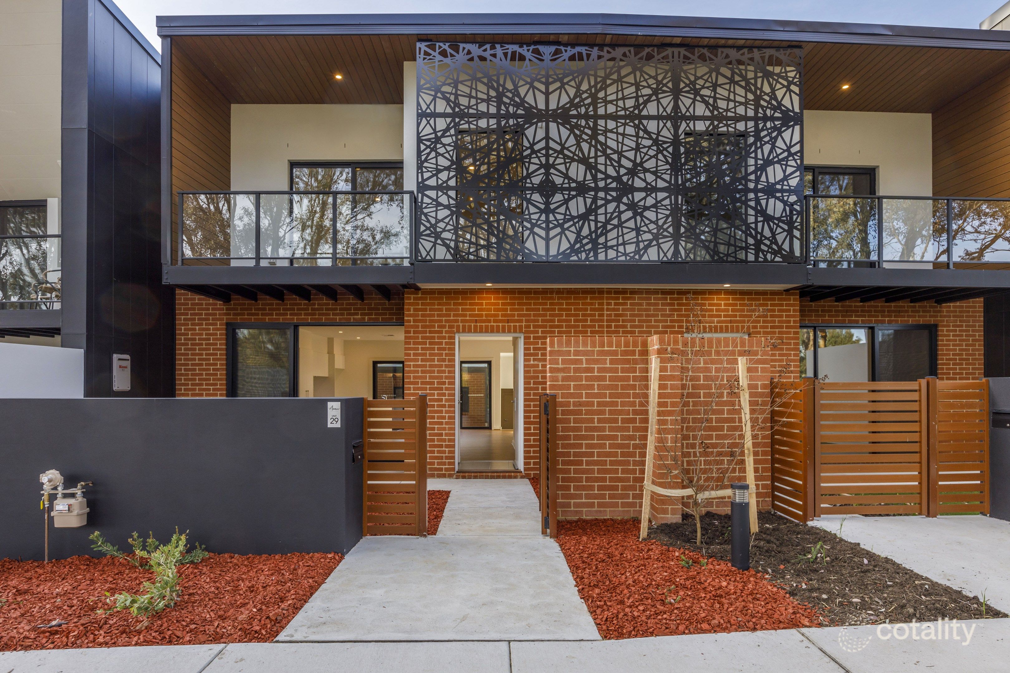 29/1 Rowland Rees Cres, Greenway, ACT 2900