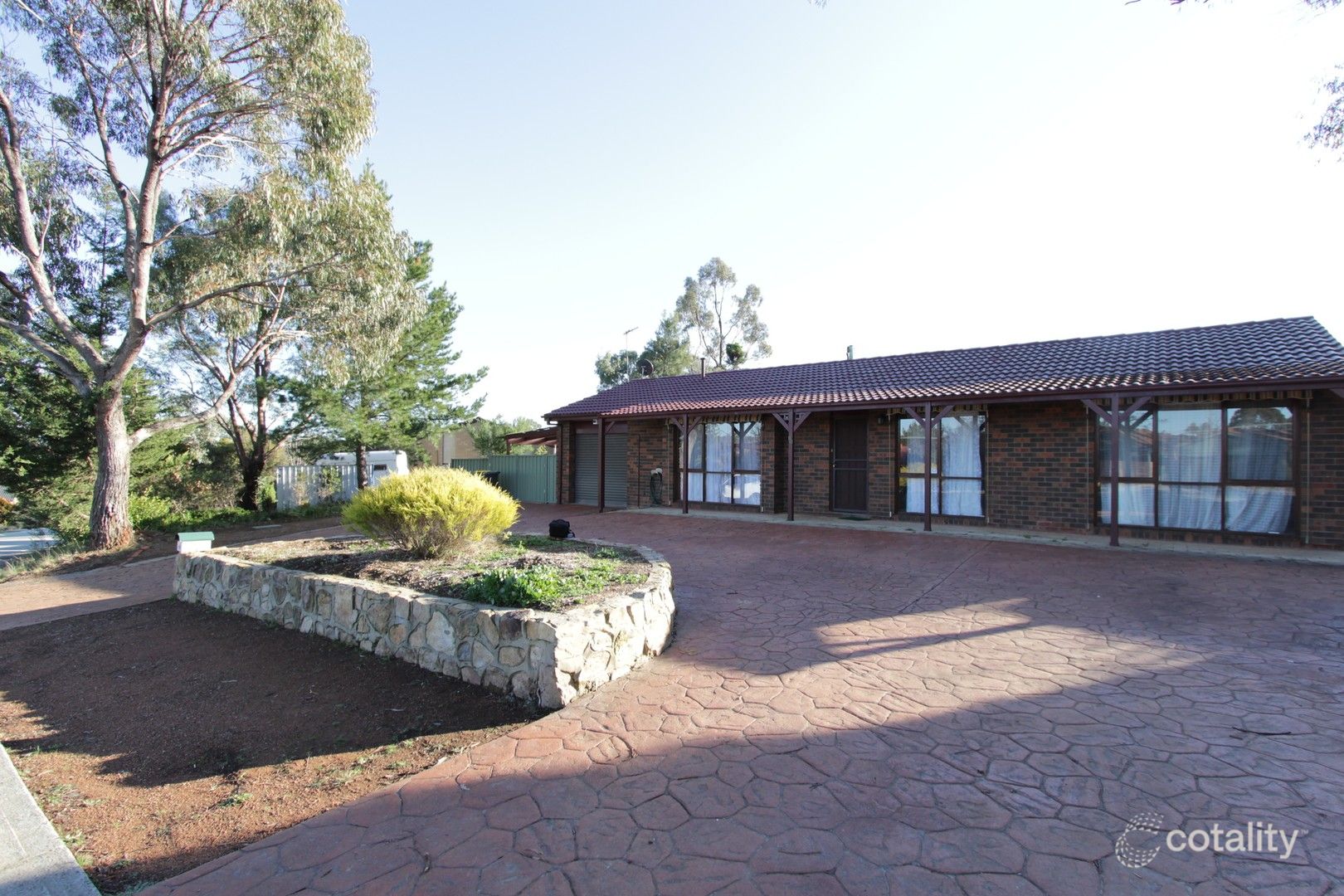 80 Summerville Cres, Florey, ACT 2615