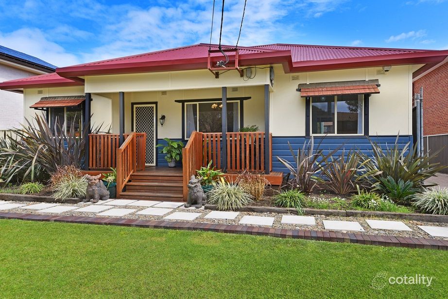 55 Cooper Ave, Moorebank, NSW 2170