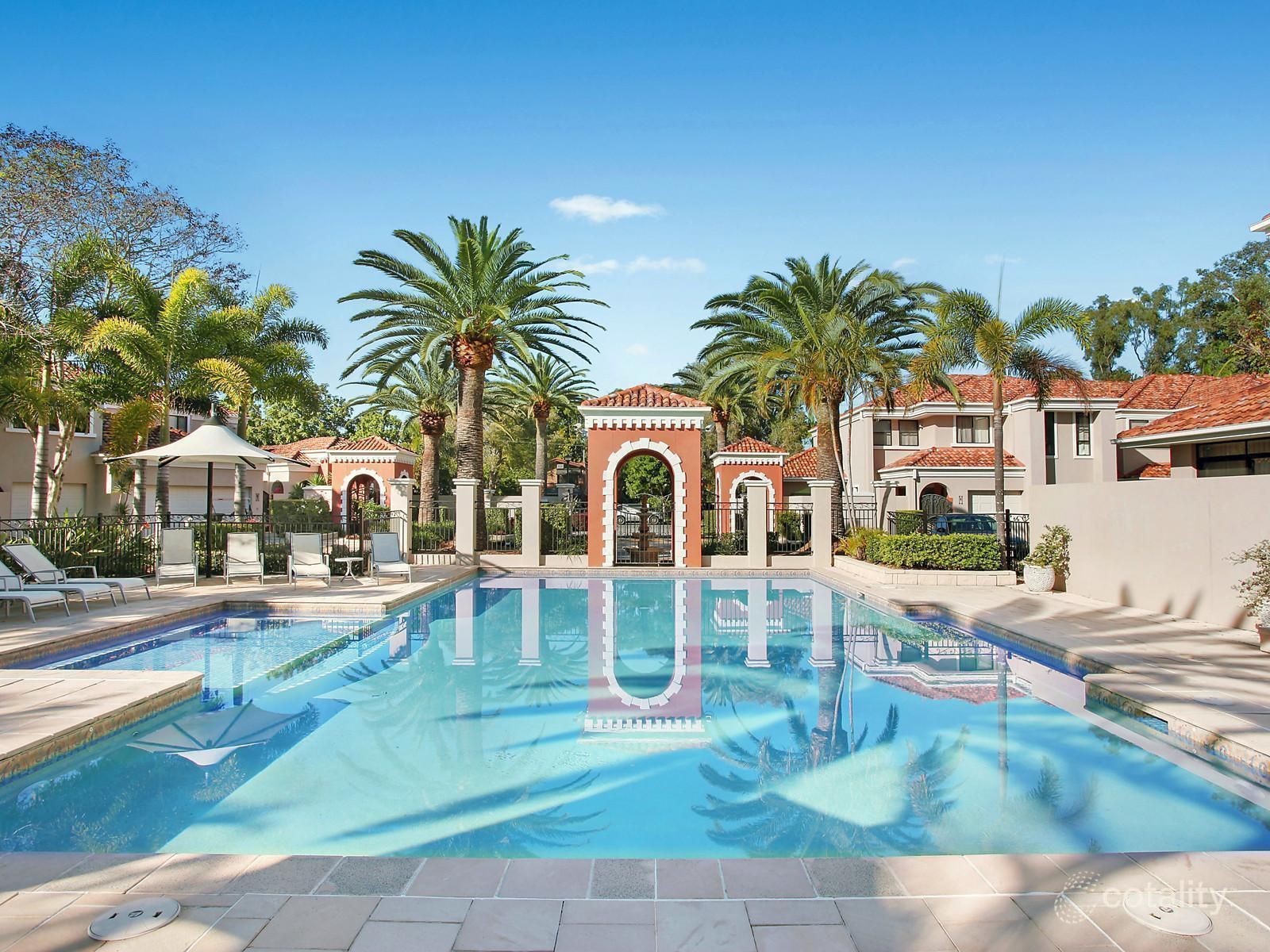 49/7 Elliott St, Surfers Paradise, QLD 4217