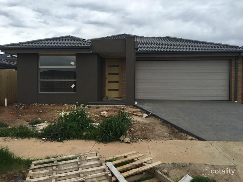 3 Glenelg Rd, Werribee, VIC 3030