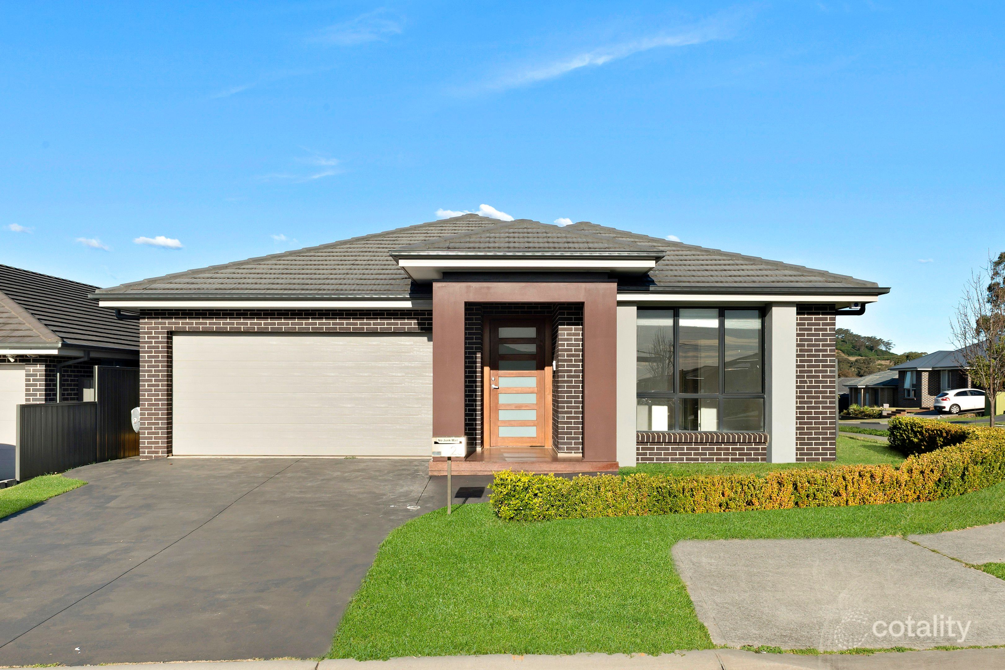 23 Challenger St, Gregory Hills, NSW 2557
