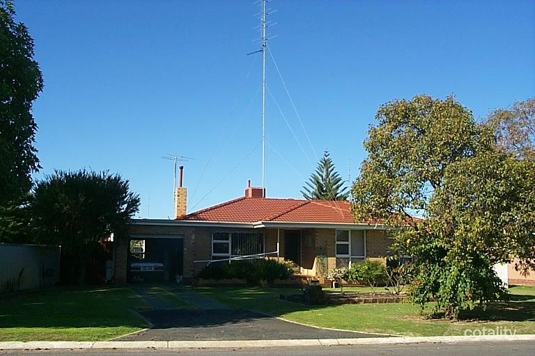 23 Henley Dr, East Bunbury, WA 6230