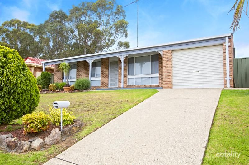 24 Vauxhall Pl, Ingleburn, NSW 2565