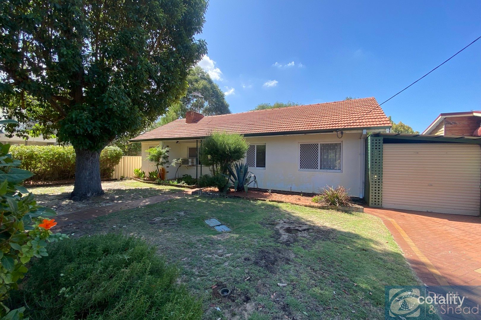 16 Bates Rd, Innaloo, WA 6018