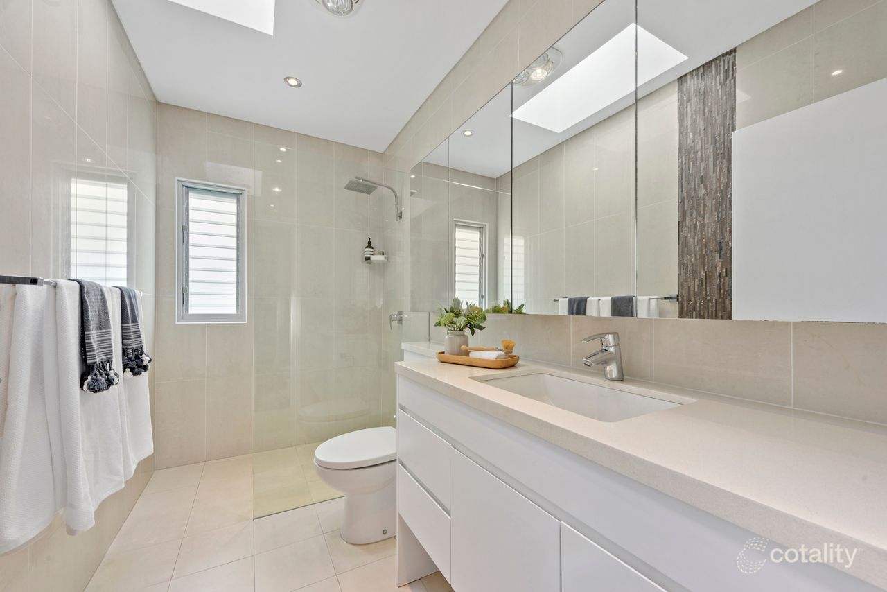 13 Glenayr Ave, North Bondi, NSW 2026