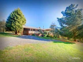 35 Mcintoshs Lane E, Mount Egerton, VIC 3352