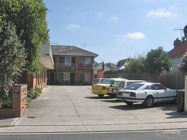 8/90 Harold St, Thornbury, VIC 3071