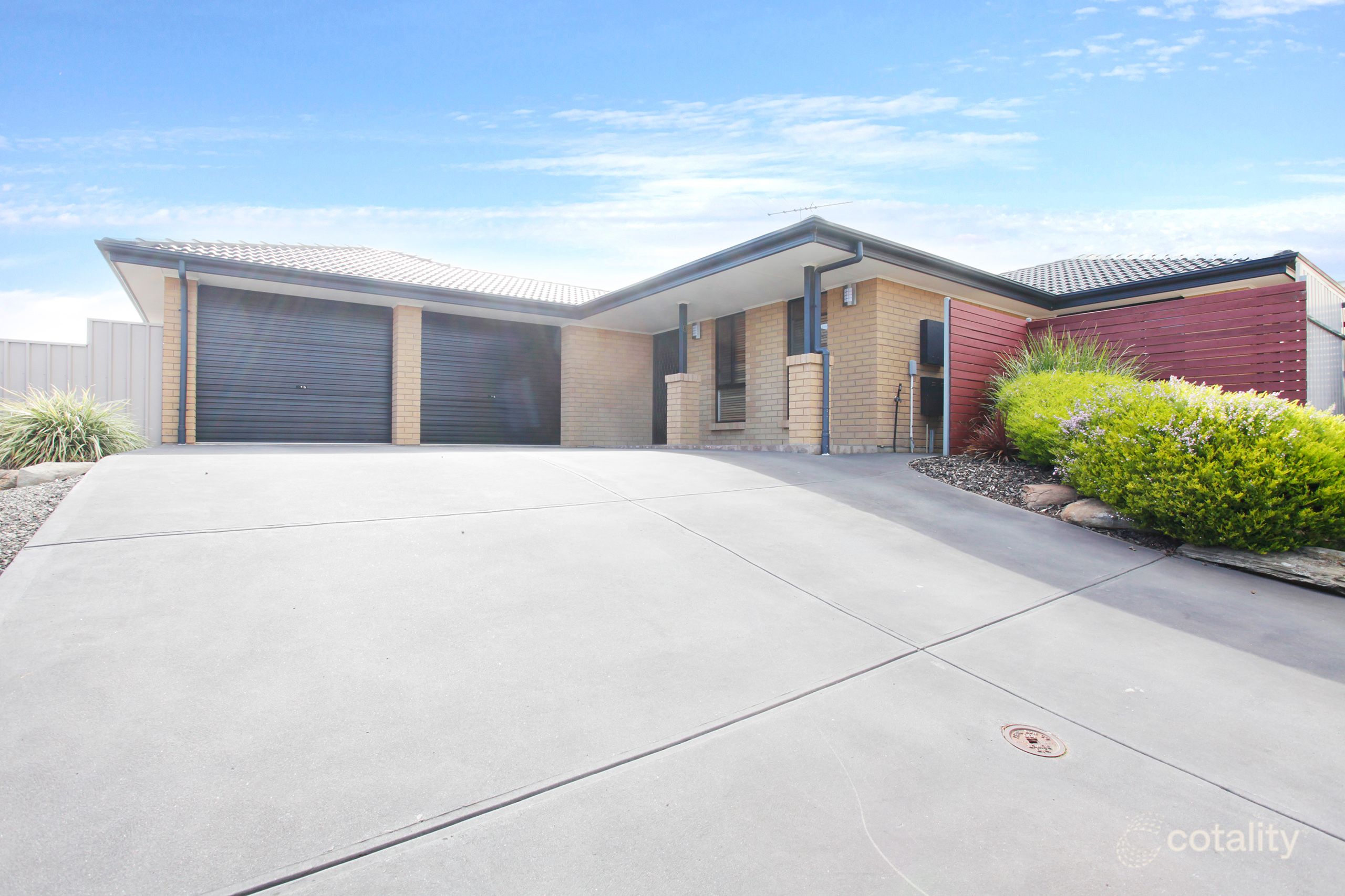 6 Stafford Ct, Craigmore, SA 5114