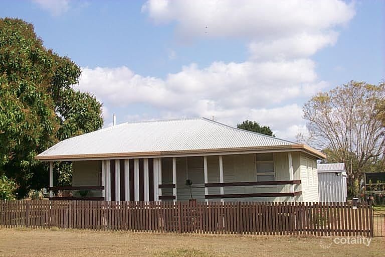 25 King St, Howard, QLD 4659