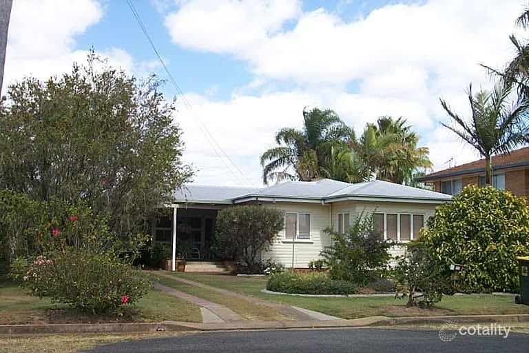 28 Wainwright St, Svensson Heights, QLD 4670