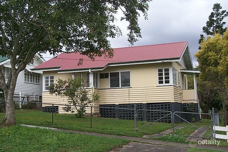 28 Burn St, Camp Hill, QLD 4152