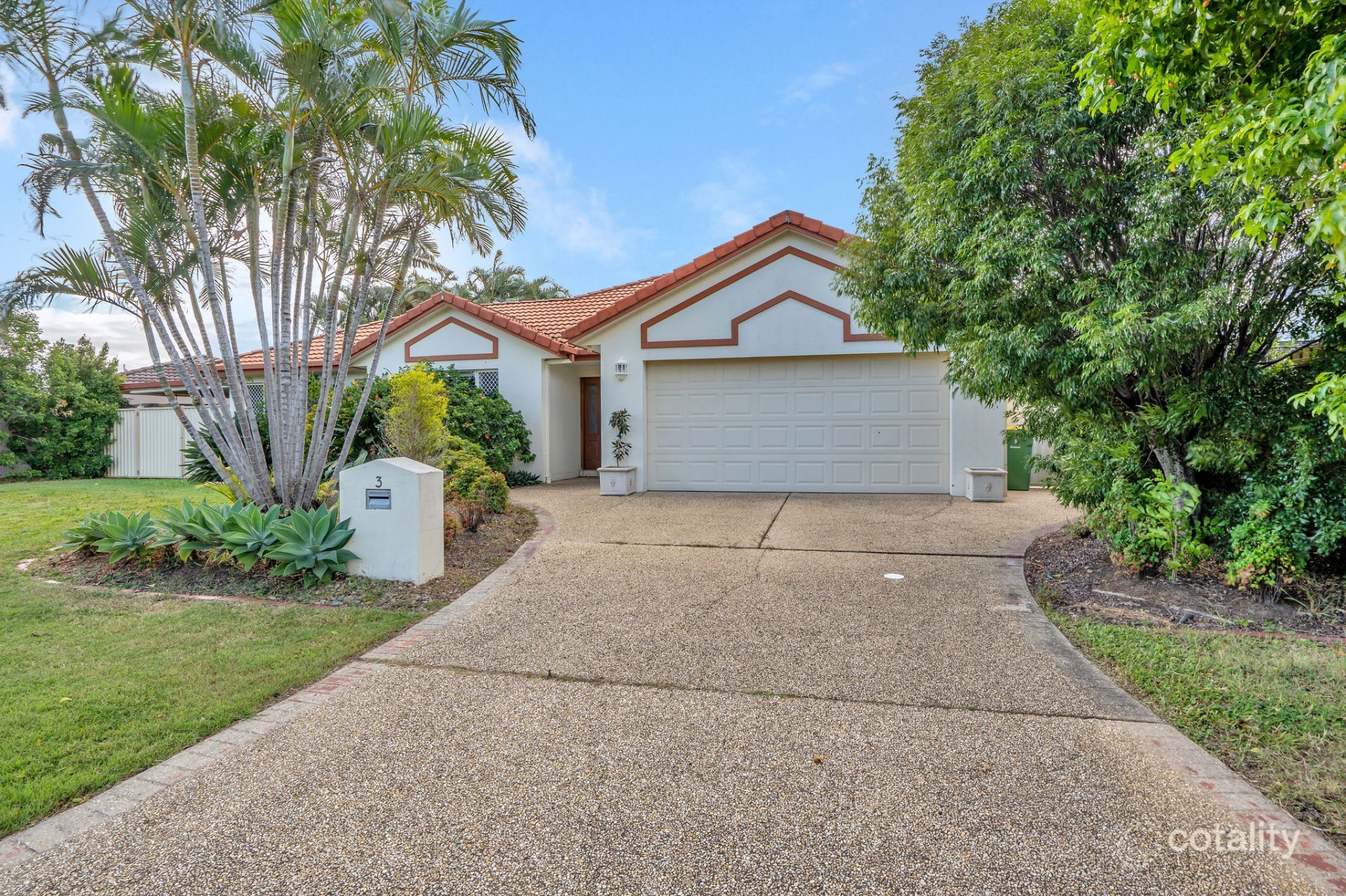 3 Lanai Dr, Burleigh Waters, QLD 4220