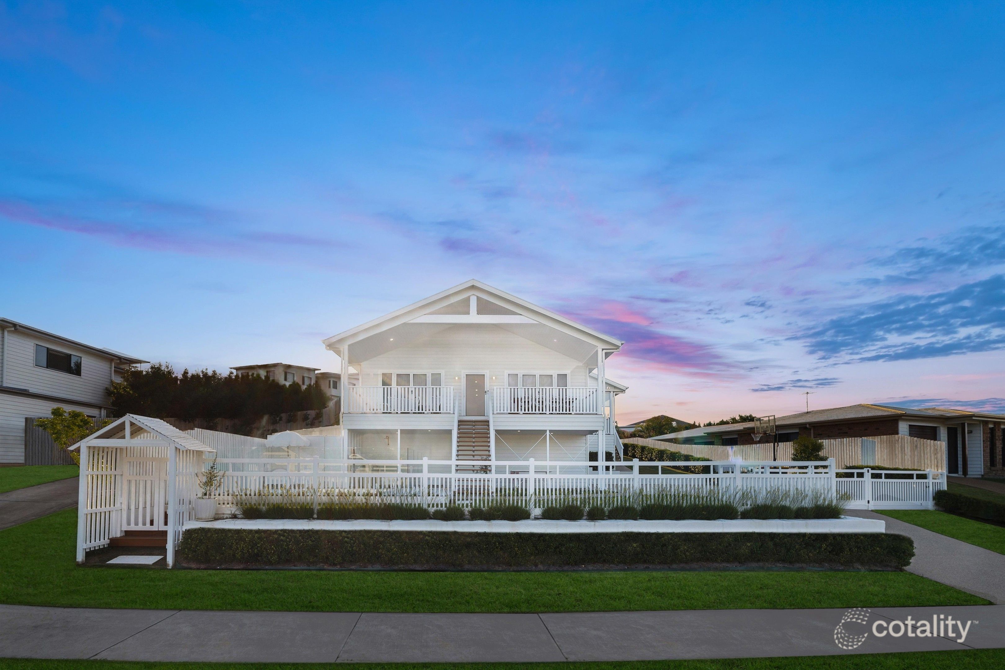100 Bottlebrush Dr, Lammermoor, QLD 4703