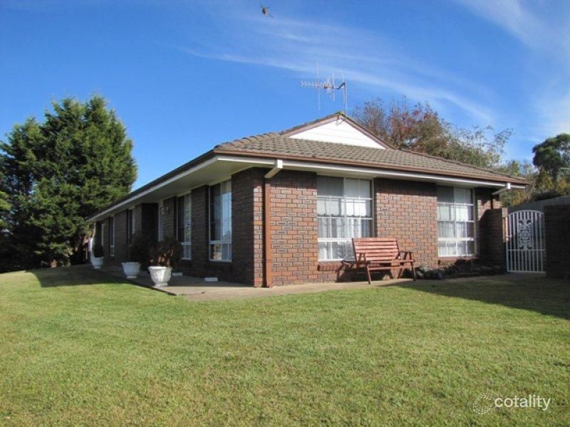 15 Napier St, Windradyne, NSW 2795