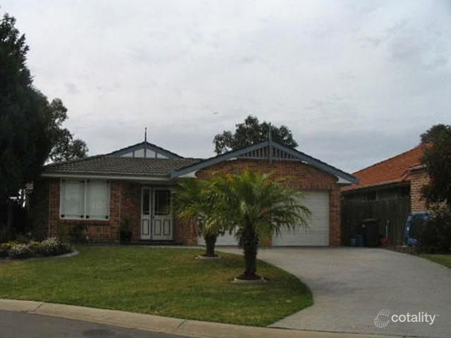 7 Wollemi Ct, Wattle Grove, NSW 2173