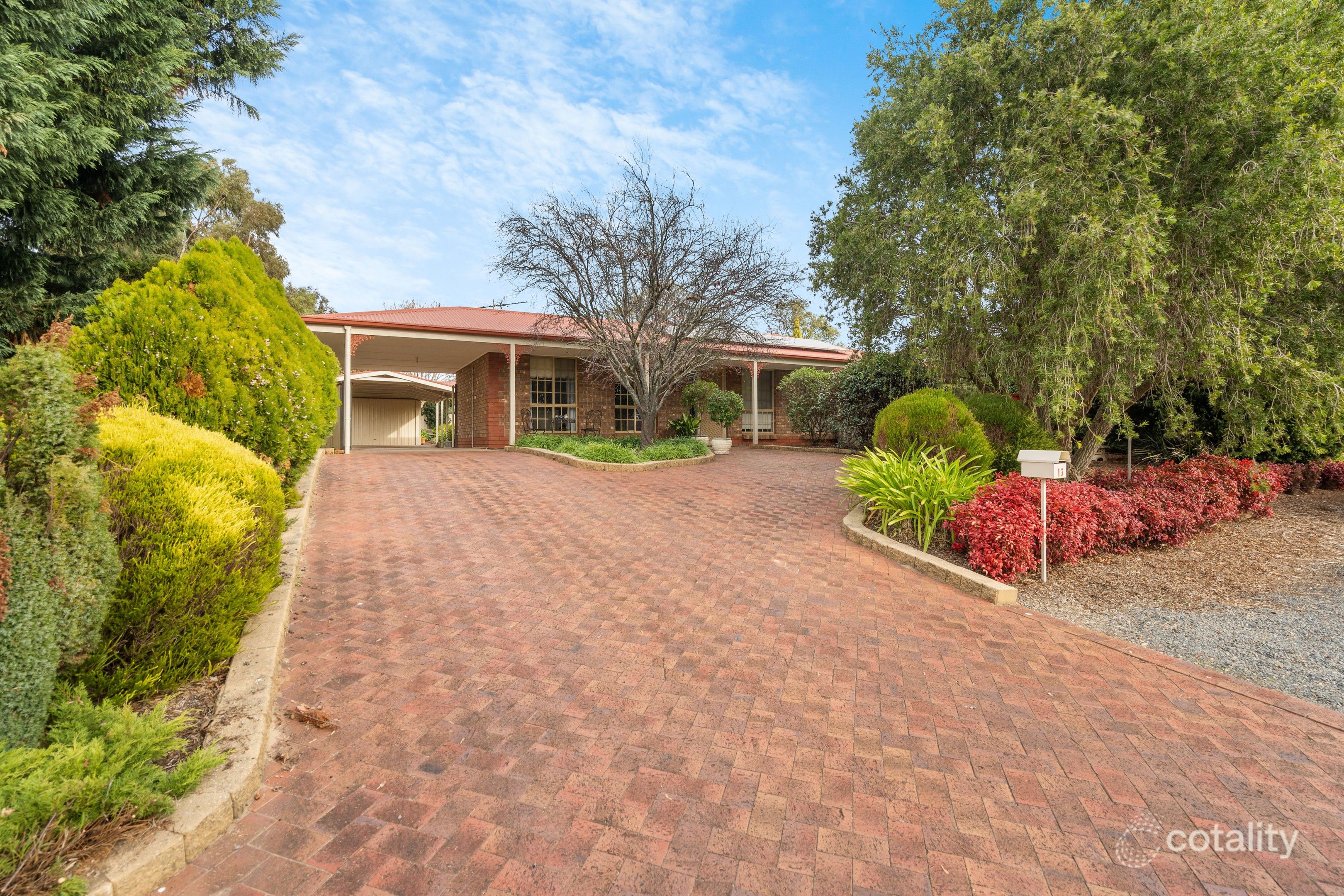 13 Symonds Dr, Mount Barker, SA 5251