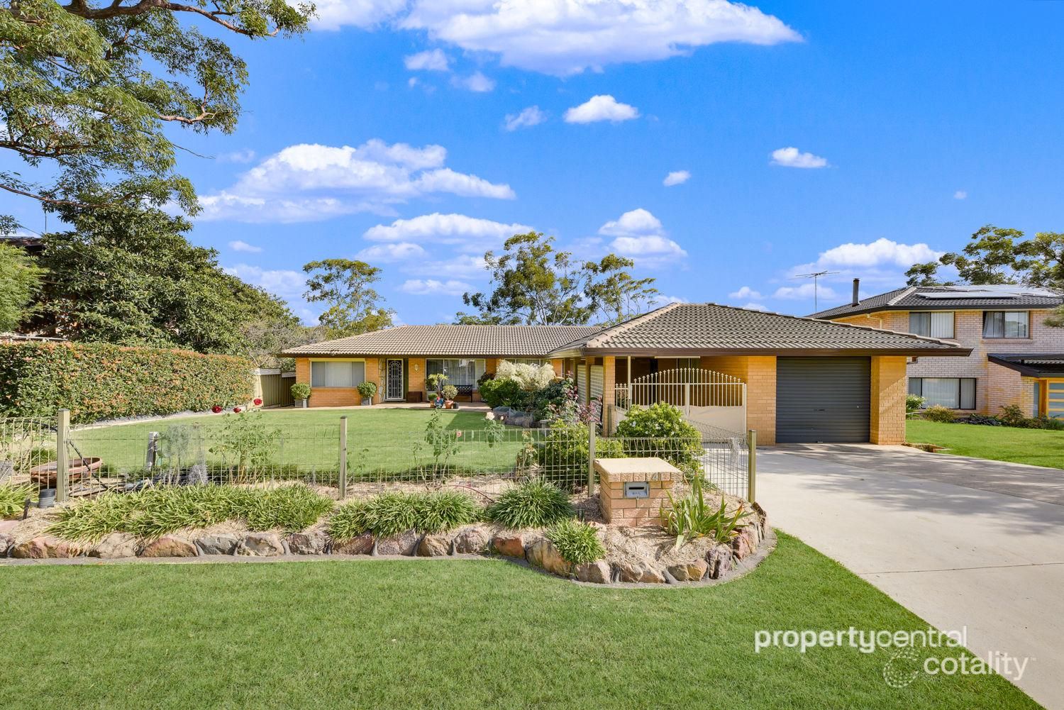 41 Thirteenth St, Warragamba, NSW 2752