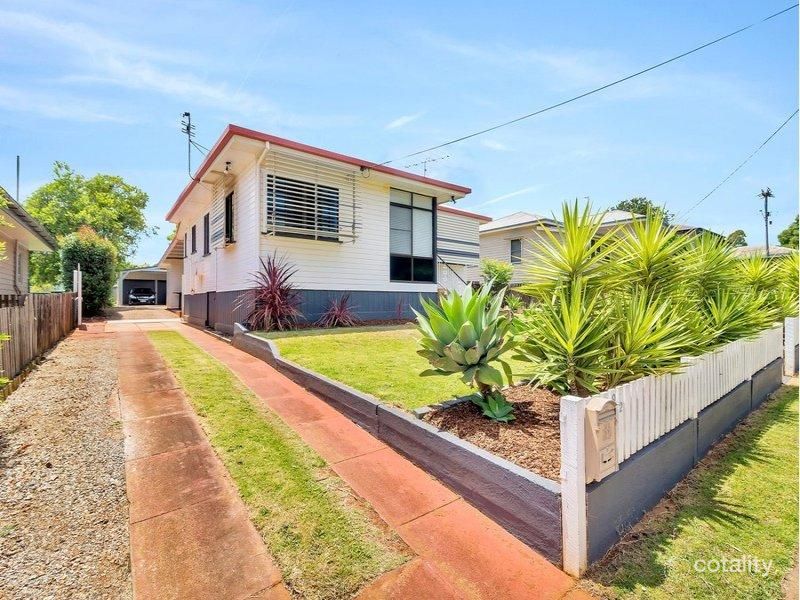92 Holberton St, Newtown, QLD 4350