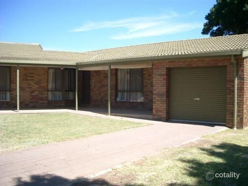 1/2 Hammill St, Donald, VIC 3480