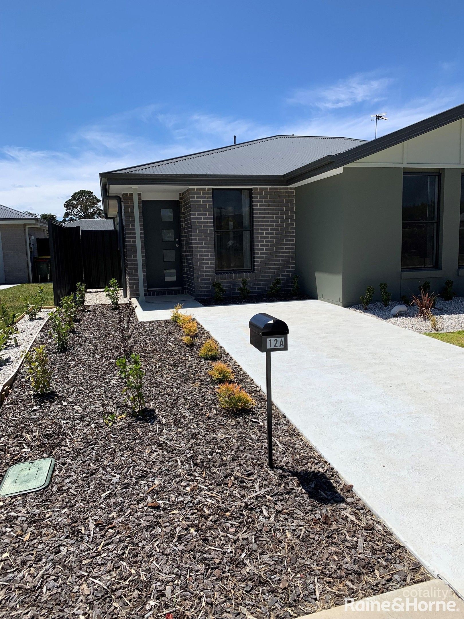 12 Colvin Pl, Goulburn, NSW 2580