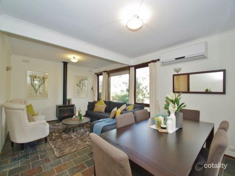 17 Beverley Dr, Healesville, VIC 3777