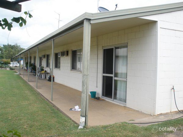 2/22 Wilga St, Blackwater, QLD 4717