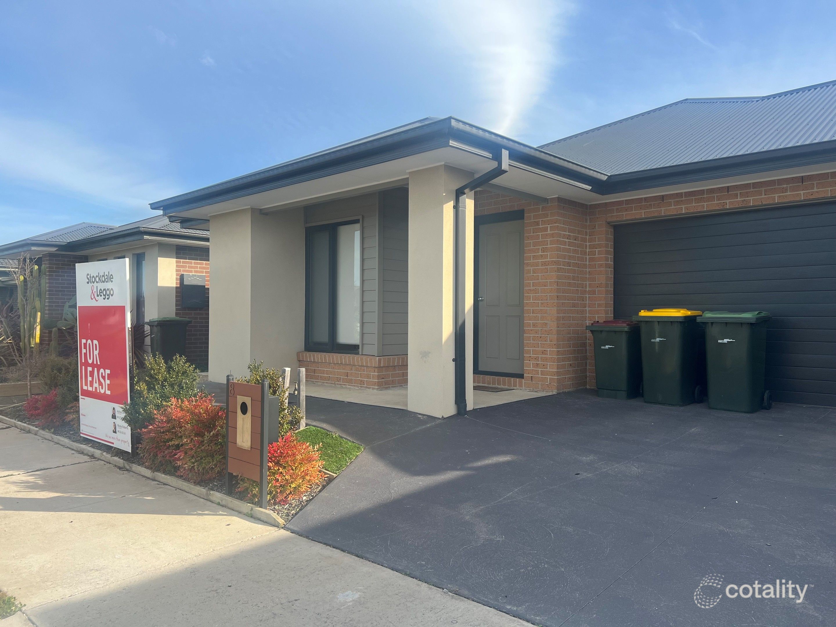 8 Vienet Ave, Armstrong Creek, VIC 3217