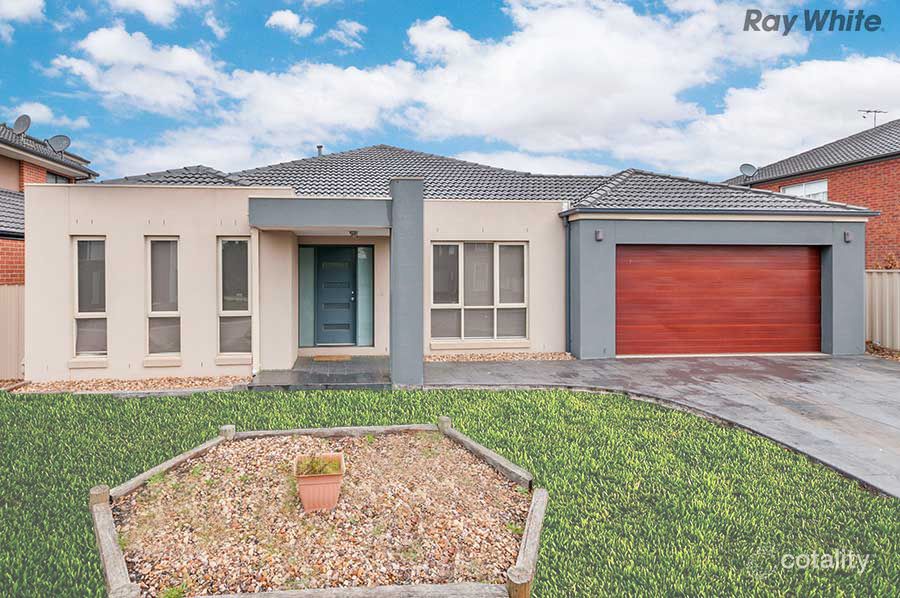 10 Finsbury Cl, Caroline Springs, VIC 3023