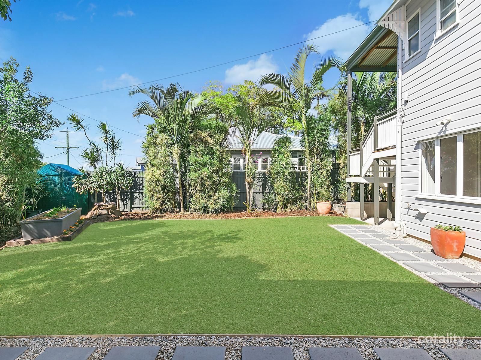 145 Wynnum Rd, Norman Park, QLD 4170