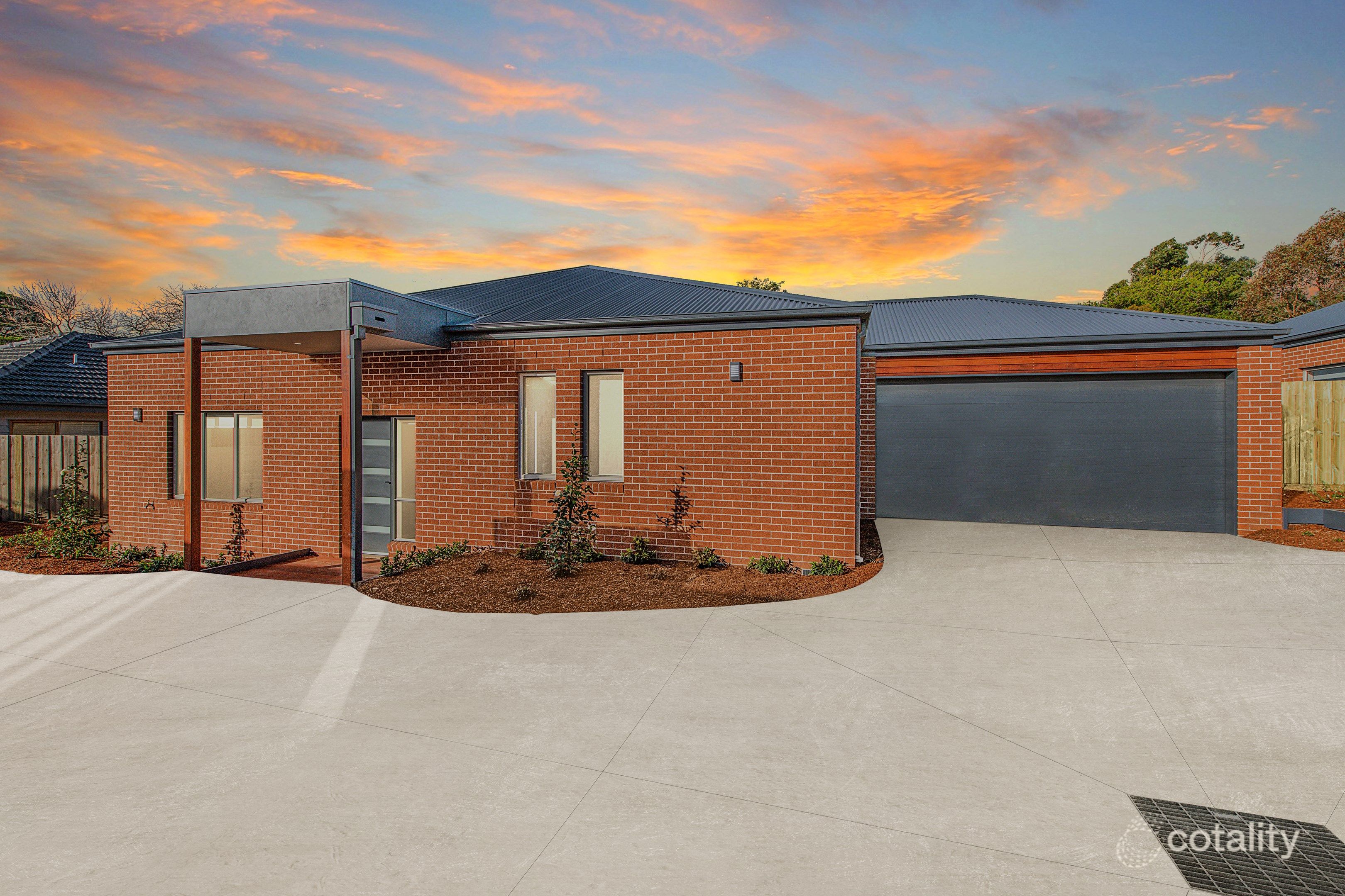 2 Solander Cl, Kilsyth, VIC 3137