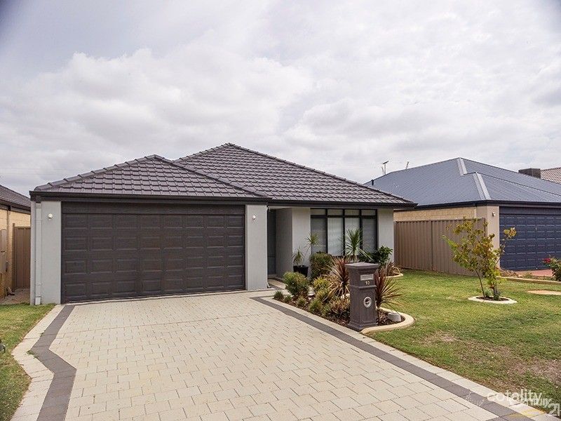10 Bain Sq, Forrestfield, WA 6058