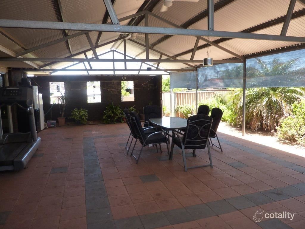 14 Centenary Ave, Corrigin, WA 6375