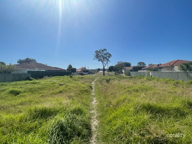 17 Wellaton St, Midvale, WA 6056