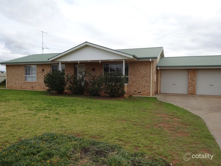 2 Karri Rd, Leeton, NSW 2705