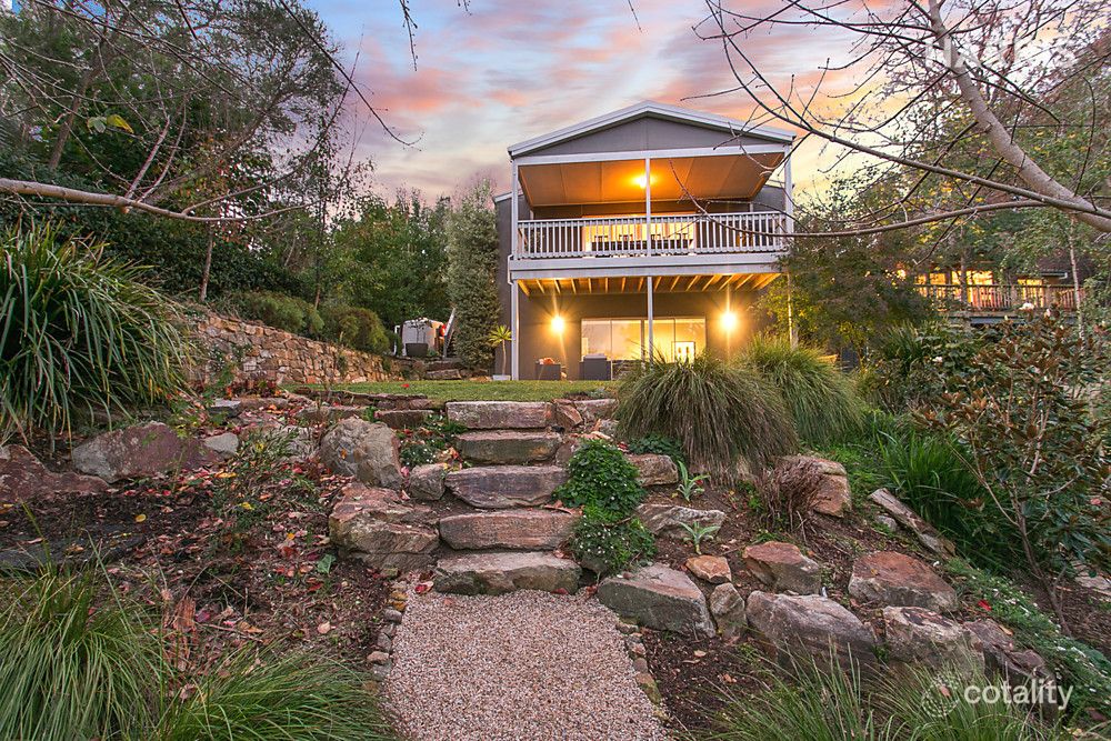 11 Albert Ave, Crafers West, SA 5152