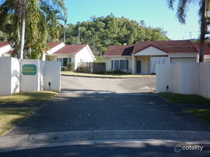 4/2 Nesbit St, Whitfield, QLD 4870