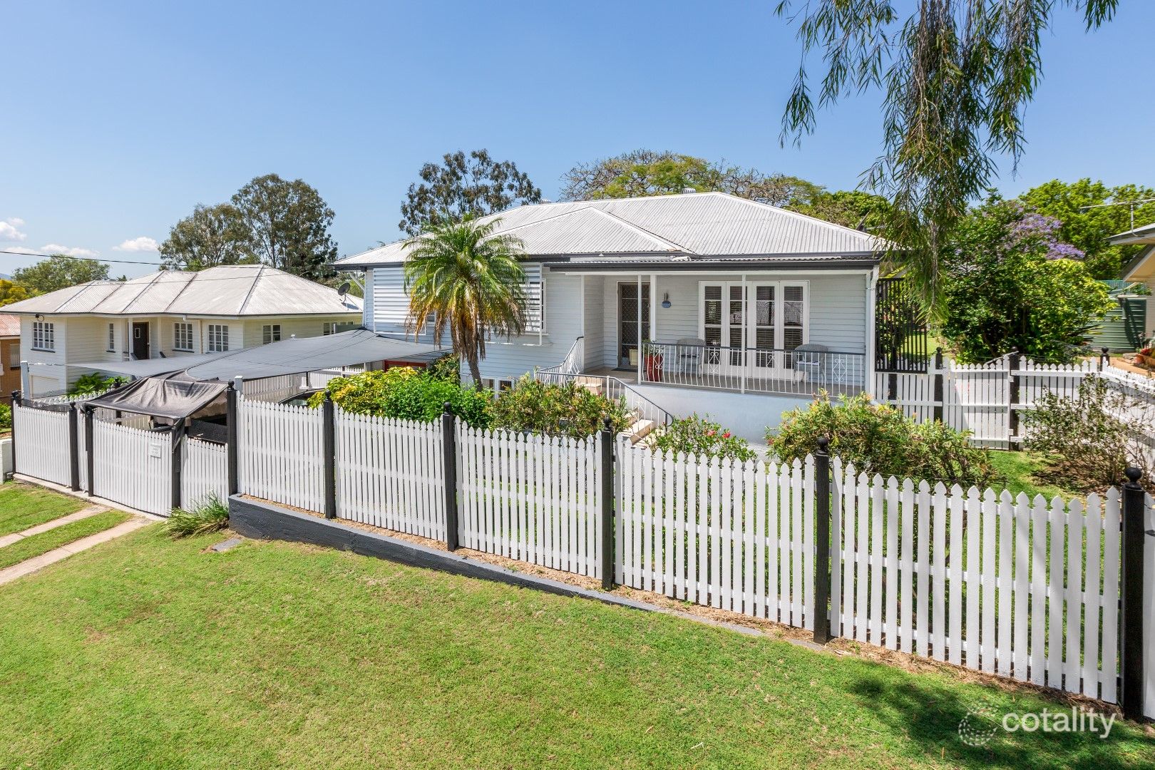 11 Tuggerah St, North Booval, QLD 4304