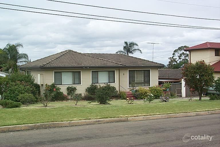 5 Martin Cres, Woodpark, NSW 2164