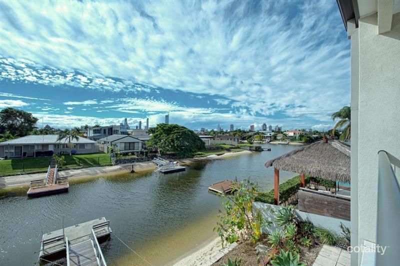 9 Monte Vista Ct, Broadbeach Waters, QLD 4218