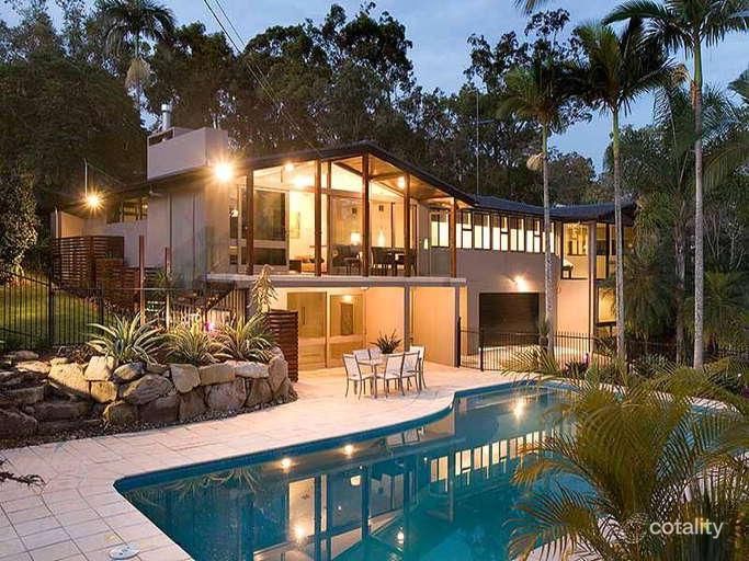 8 Spinkbrae St, Fig Tree Pocket, QLD 4069