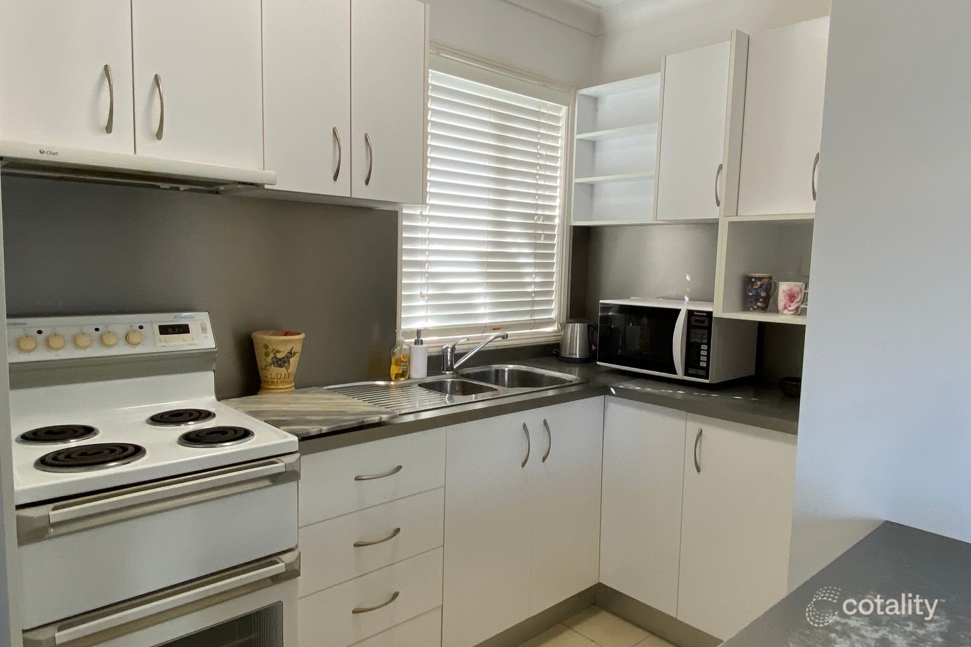 2/51 Edward St, Alexandra Headland, QLD 4572
