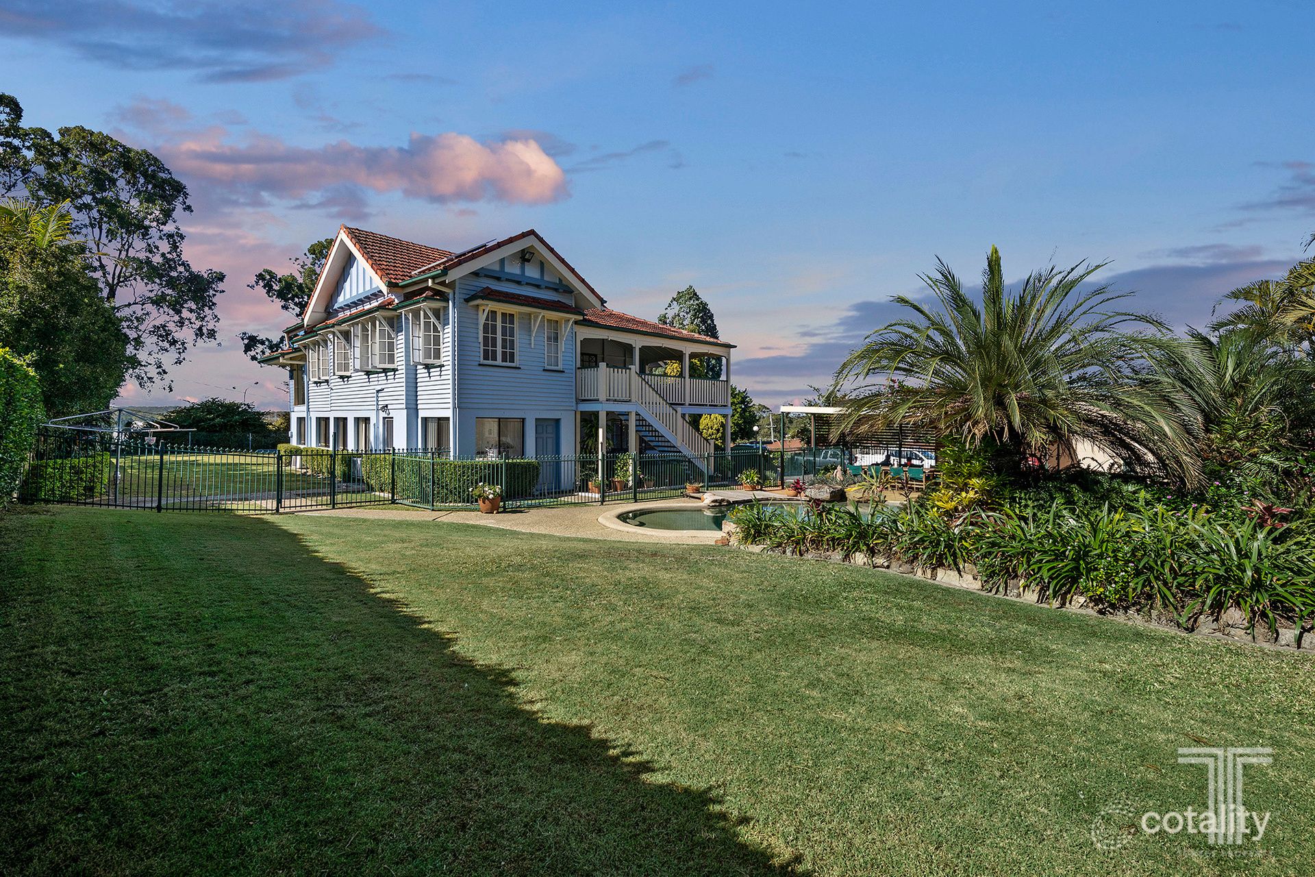 392 Creek Rd, Mount Gravatt East, QLD 4122