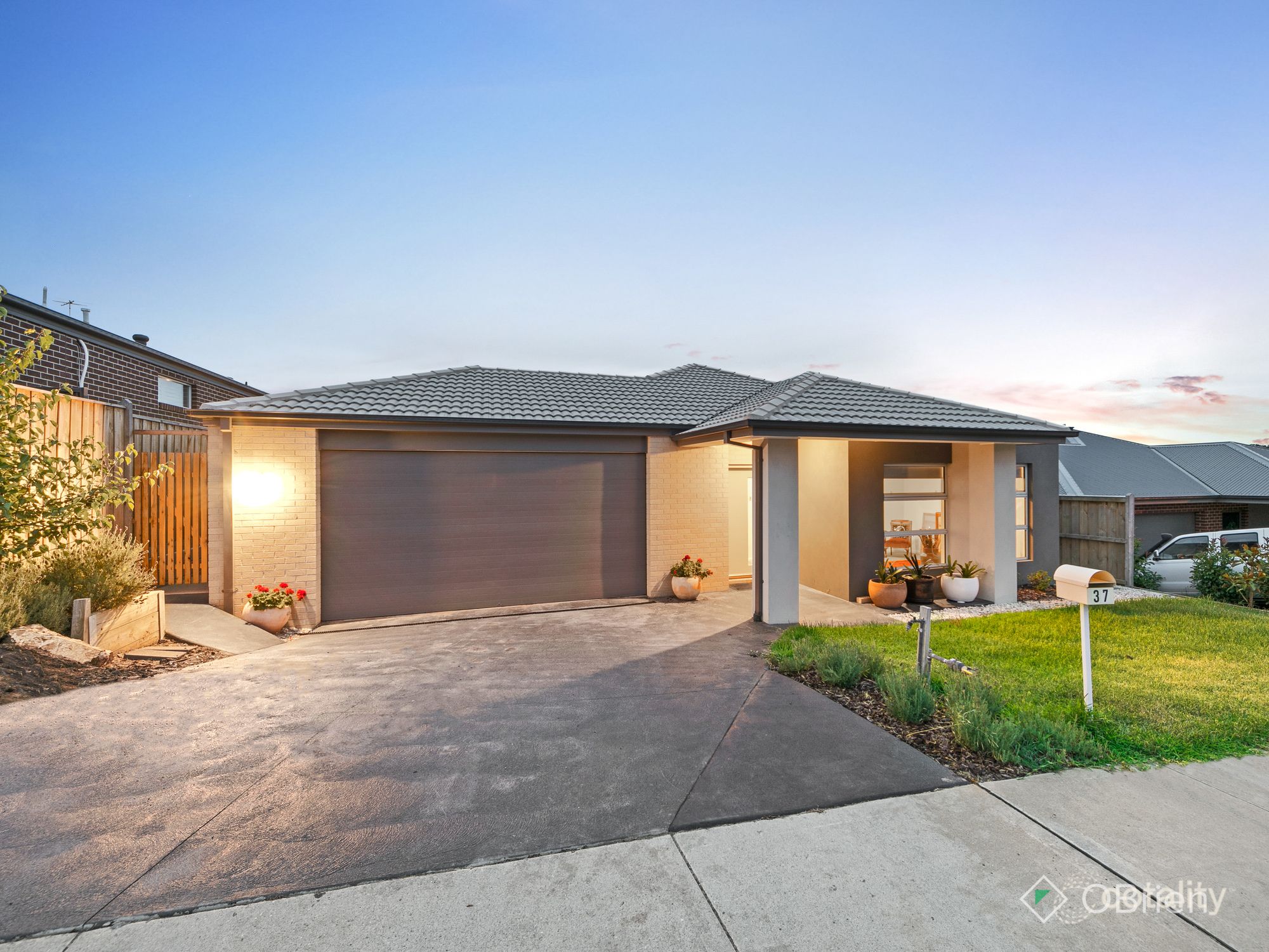 37 Mountford Rise, Pakenham, VIC 3810