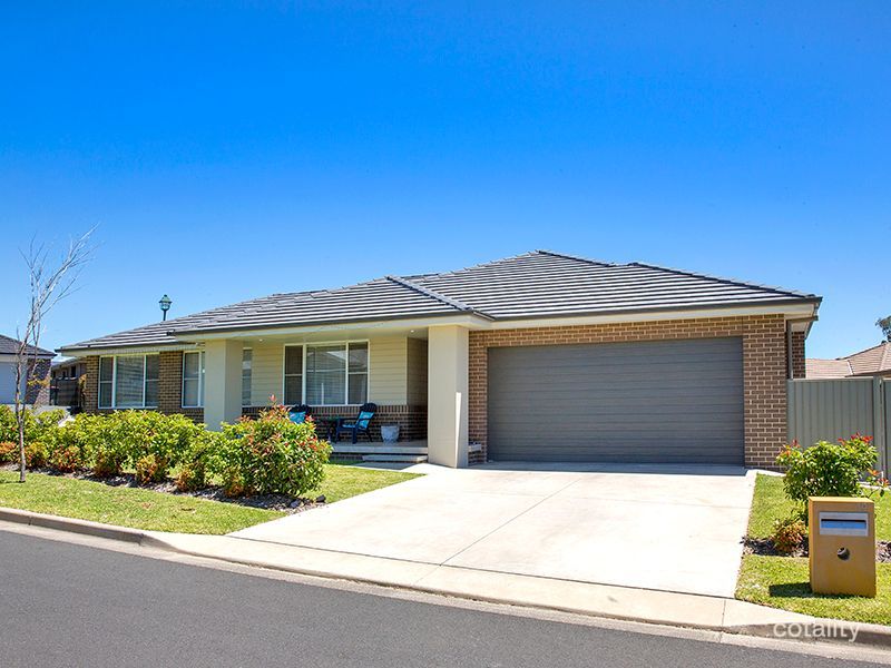 19 Peak Dr, Hillvue, NSW 2340
