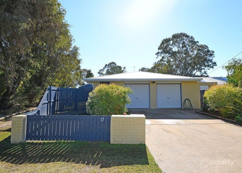 17 Limpus St, Urangan, QLD 4655