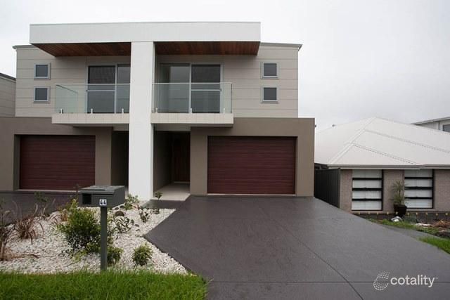 44 Elizabeth Cct, Flinders, NSW 2529